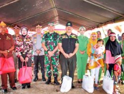 Kodim 0725 Bagikan 300 Paket Sembako, Serta Tanam Pohon di Pulau Sepatu