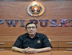 Hendry Ch Bangun Tegaskan PWI Pusat Setia Pada NKRI dan Merah Putih