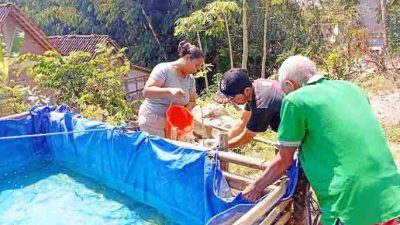 CSAR Bantu 5 Tangki Air Bersih untuk 3 Desa Di Kecamatan Tangen, Akibat Kekeringan